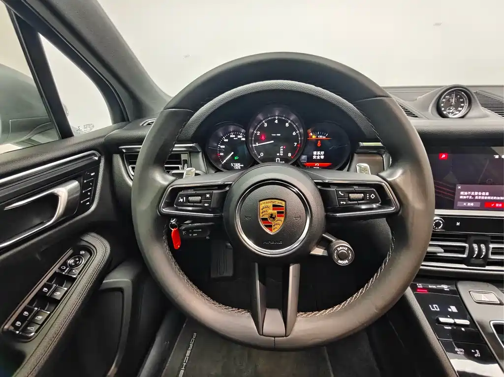 Macan 2022 2.0T