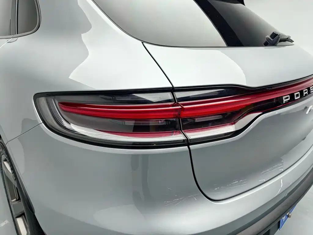 Macan 2022 2.0T
