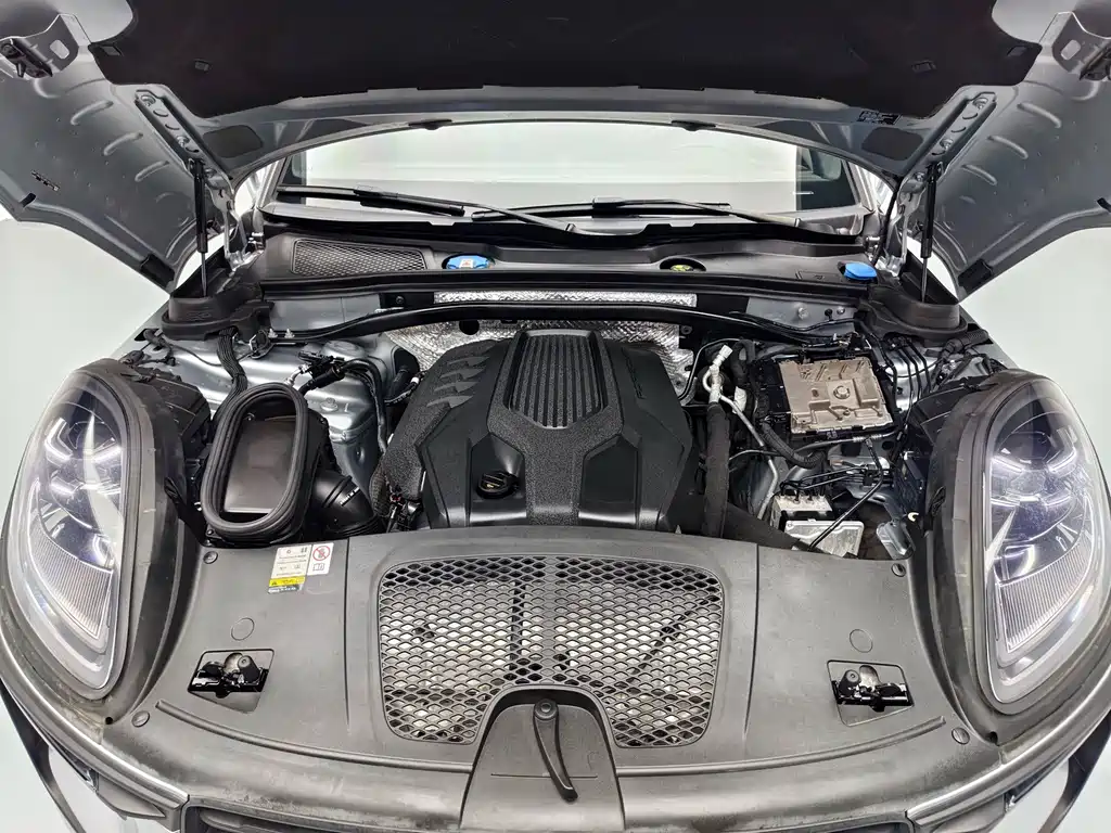 Macan 2022 2.0T