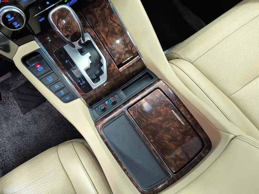 Alphard 2019 2.5L Luxury Hybrid