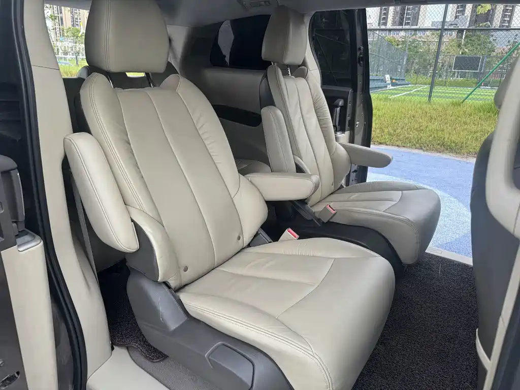 Buick GL8 2013 2.4L LT Luxury Business Executive Edition