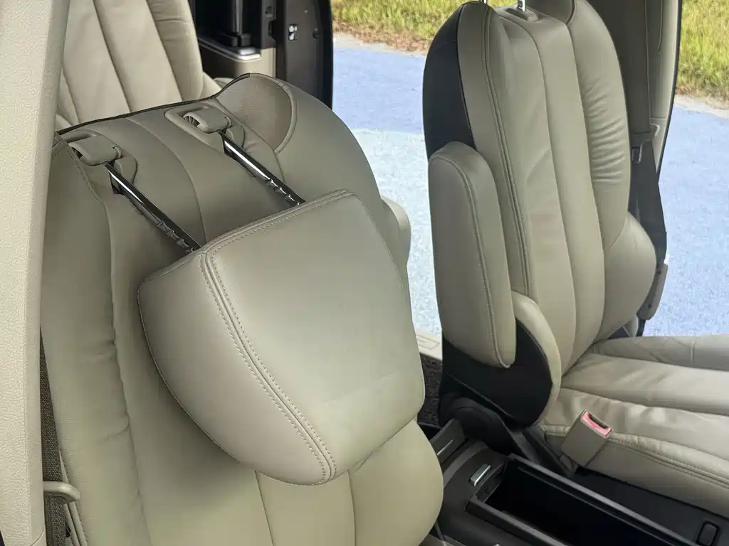 Buick GL8 2013 2.4L LT Luxury Business Executive Edition