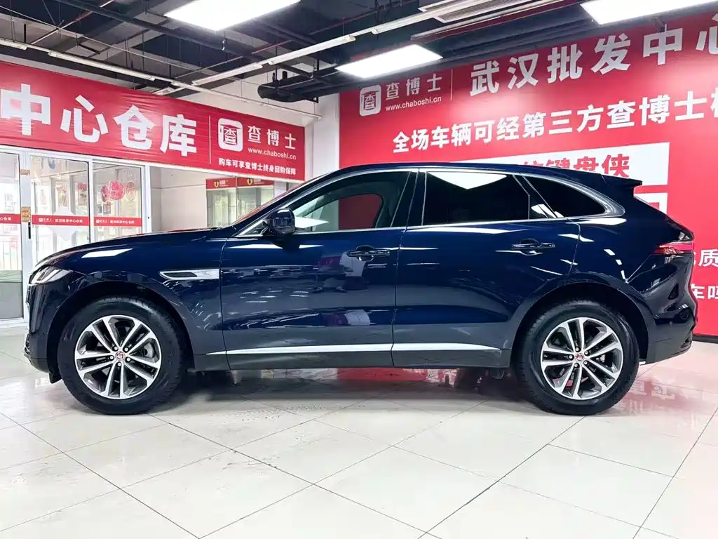Jaguar F-PACE 2022 P250