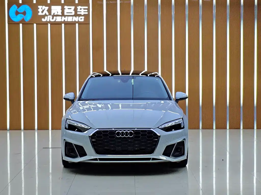 Audi A5 Import 2022 Sportback 40 TFSI Fashion Dynamic Model