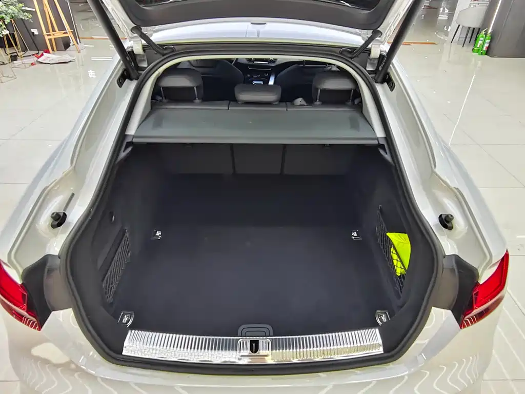 Audi A5 Import 2022 Sportback 40 TFSI Fashion Dynamic Model