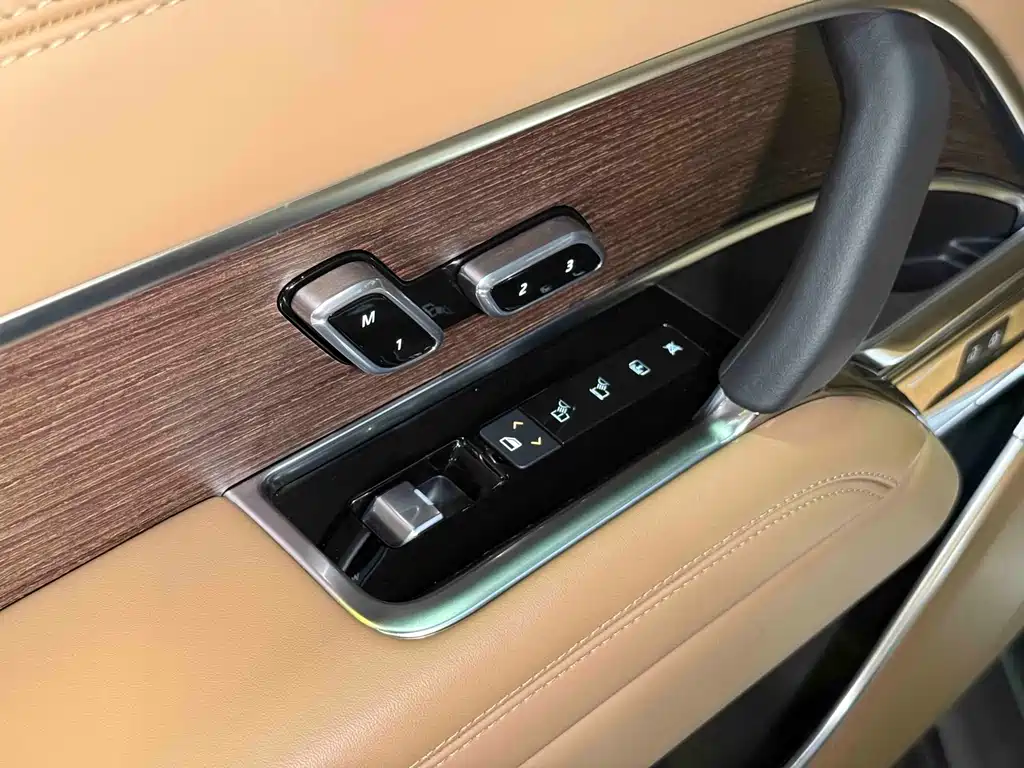 Range Rover 2024 3.0 L6 400PS Creation Extended Edition