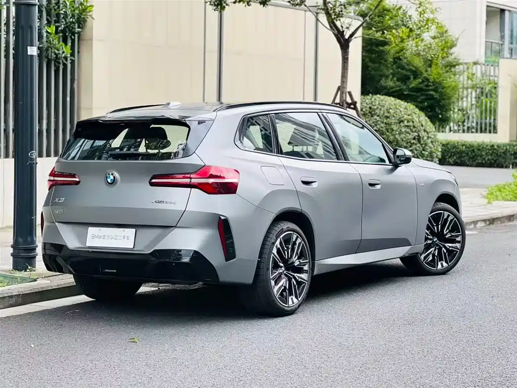 BMW X3 2026 xDrive30L Luxury Edition M Sport Nightshade Package