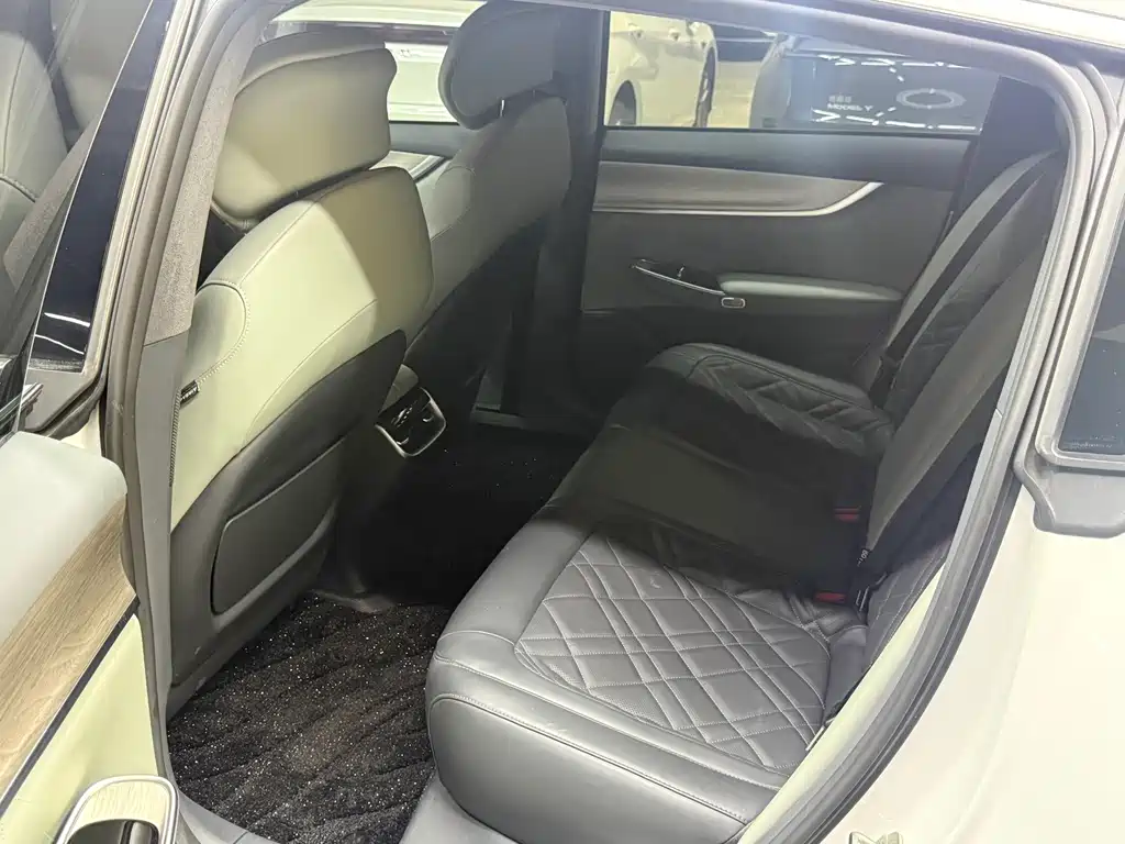 Changan Qi Yuan A07 2024 Edition Pure Electric Zhen Xiang Version 710 Flagship Model