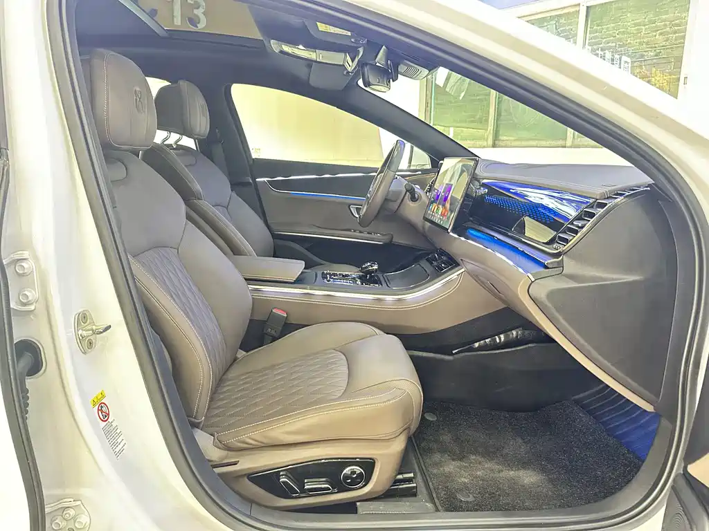 Han 2020 DM Four-Wheel Drive Performance Edition Prestige Model