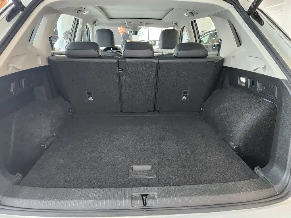 Tayron 2023 380TSI 4x4 R-Line High Energy Edition