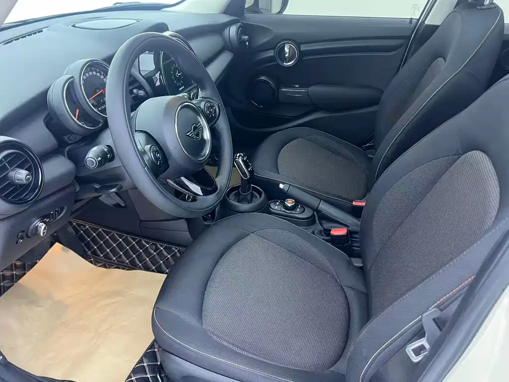 MINI 2020 1.5T ONE 5-Door Edition