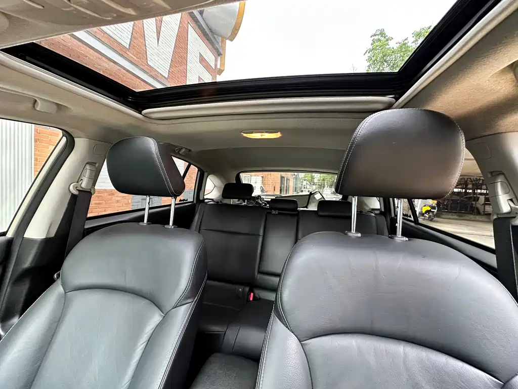 Subaru XV 2014 2.0i Luxury Edition
