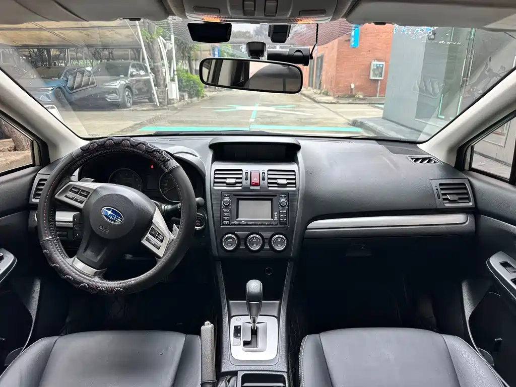 Subaru XV 2014 2.0i Luxury Edition