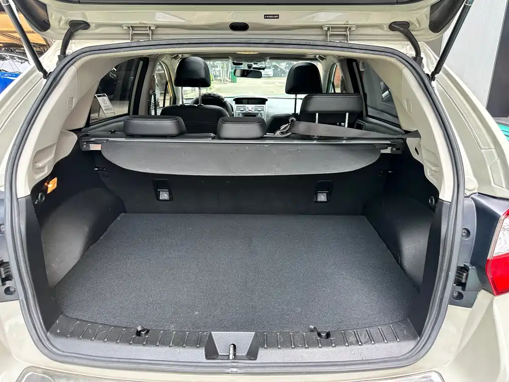 Subaru XV 2014 2.0i Luxury Edition