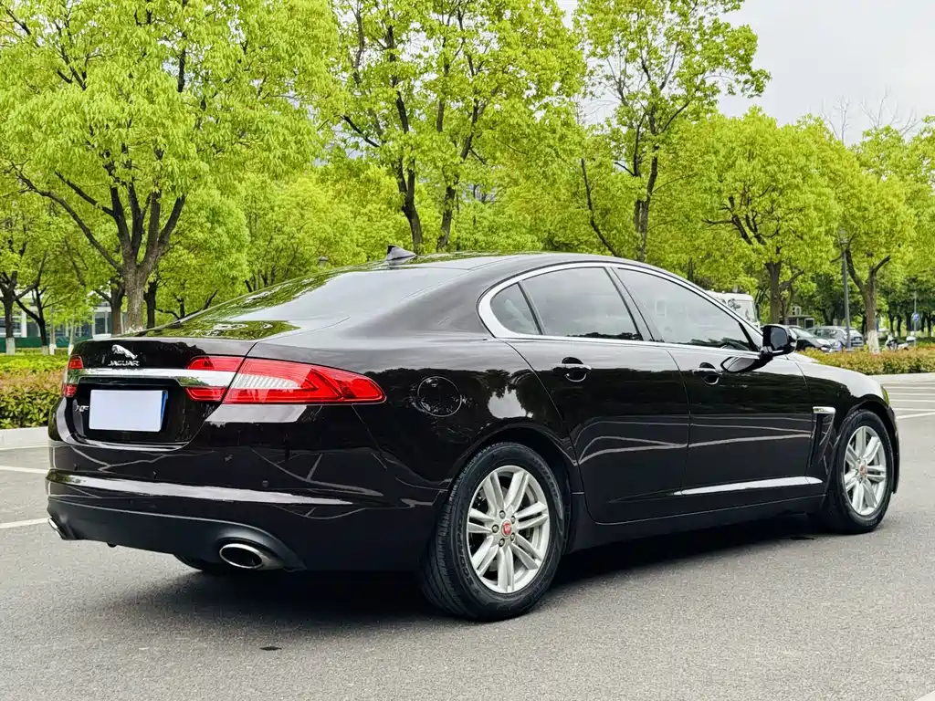 Jaguar XF 2014款 XF 2.0T Fenghua Edition
