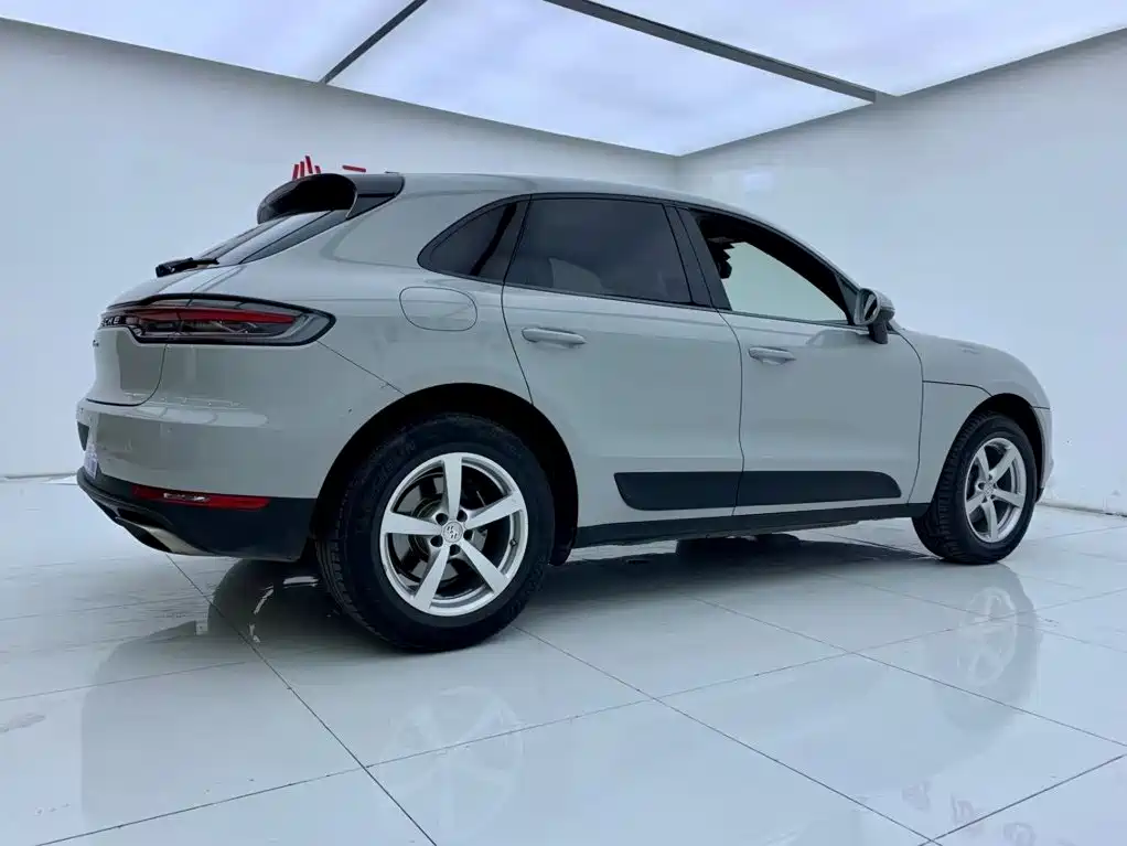 Macan 2020 2.0T