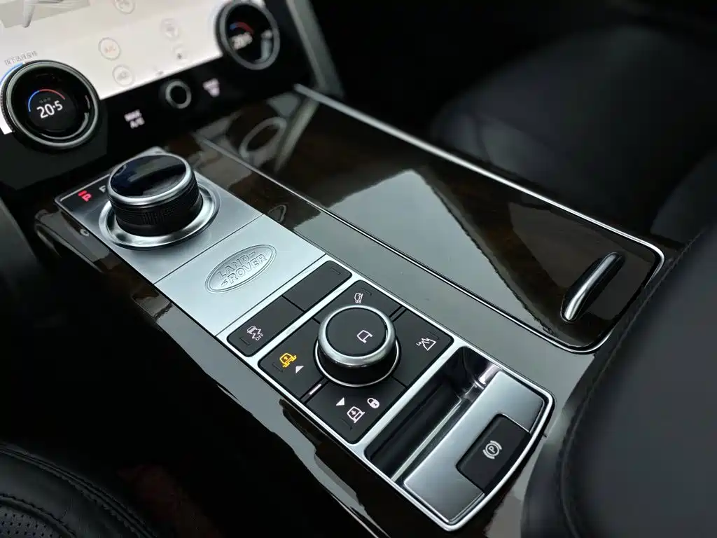 Range Rover 2022 3.0 L6 360PS Classic Edition