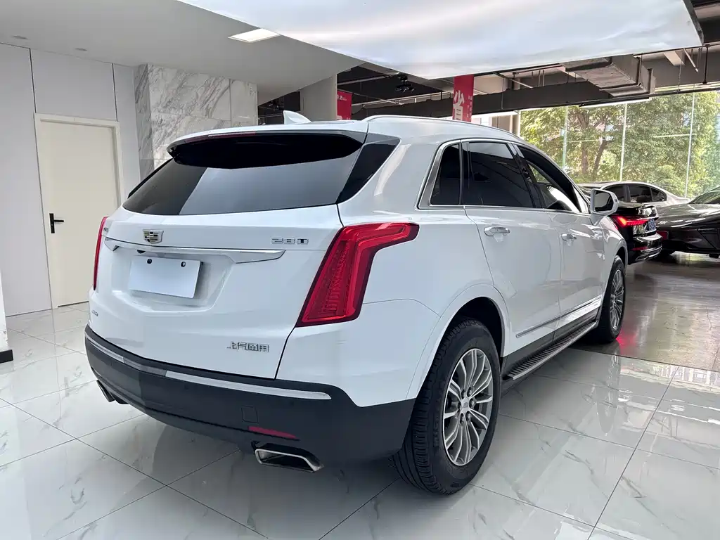 Cadillac XT5 2018 28T AWD Luxury Edition