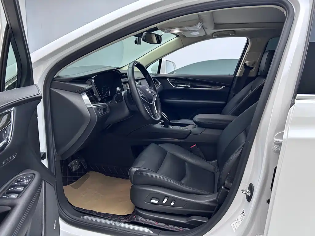 Cadillac XT5 2018 28T AWD Luxury Edition