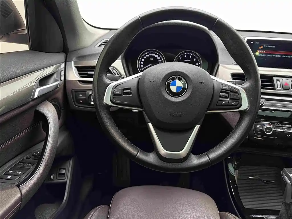 BMW X1 New Energy 2019 xDrive25Le mileage upgraded version