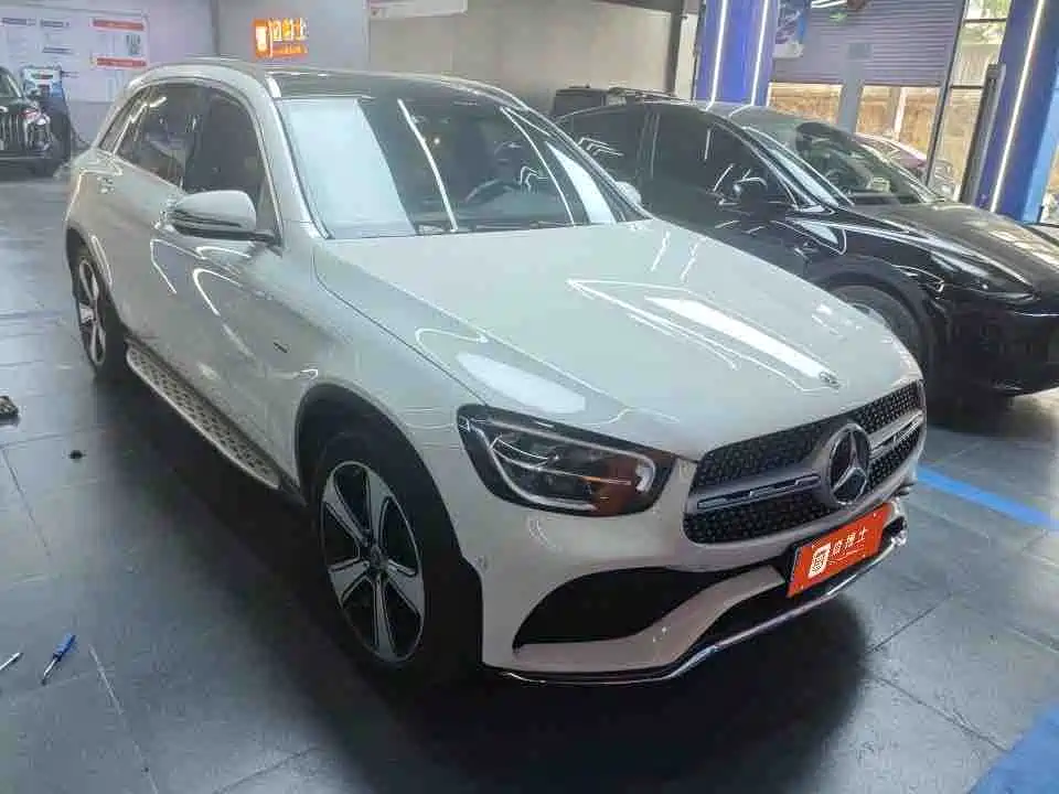 Mercedes-Benz GLC 300 L 4MATIC Dynamic Edition Limited Edition
