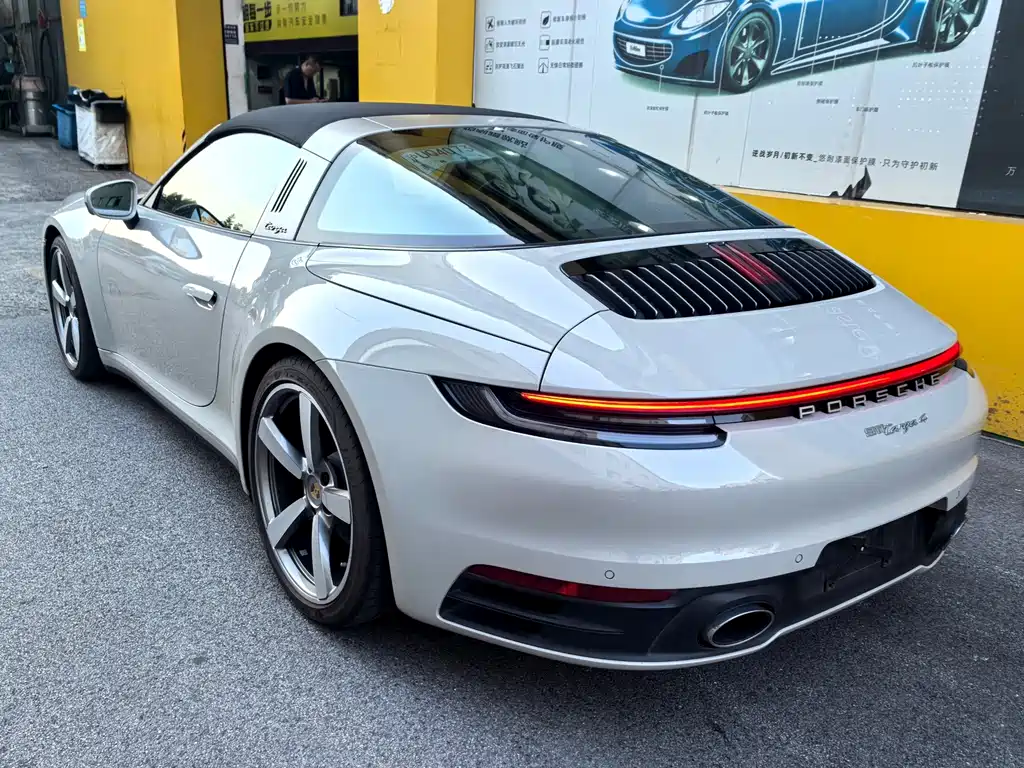 Porsche 911 Targa 4 3.0T 2023