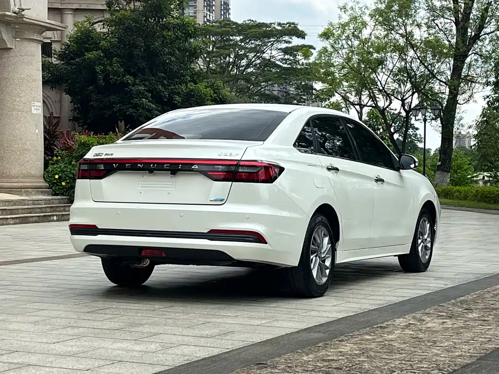 启辰D60 2021款 PLUS 1.6L XL CVT悦领版