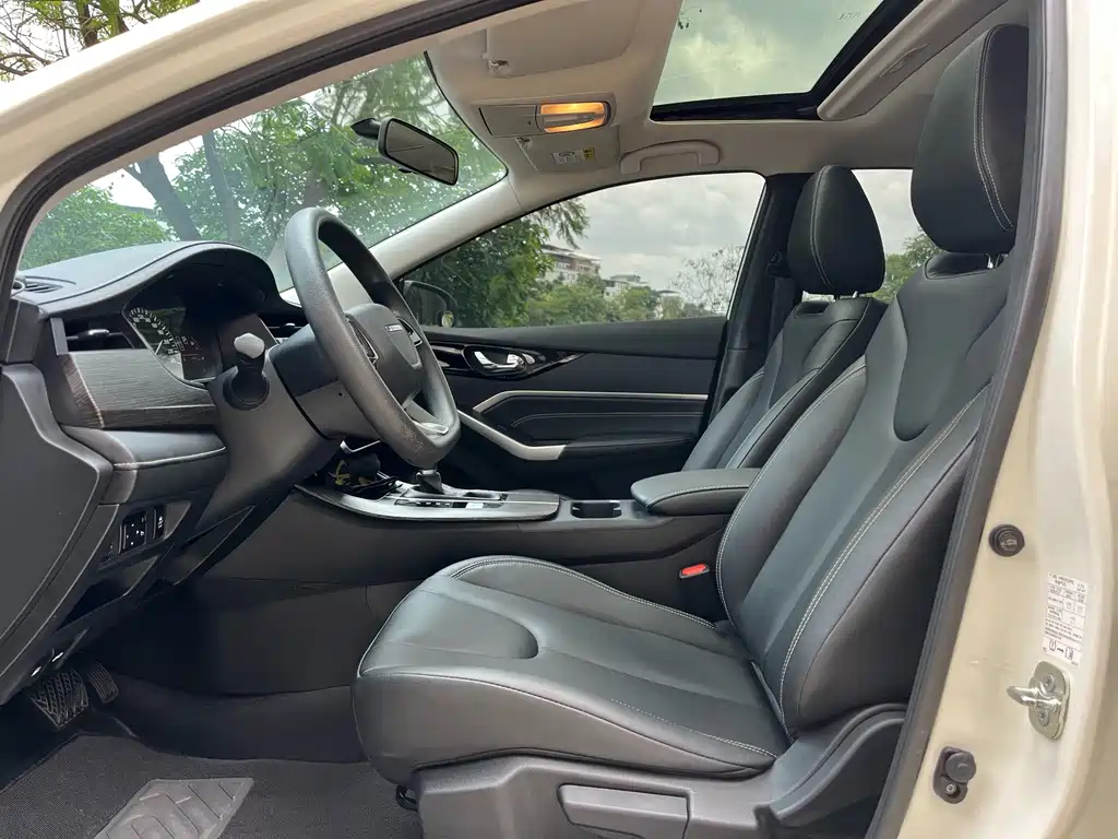 启辰D60 2021款 PLUS 1.6L XL CVT悦领版