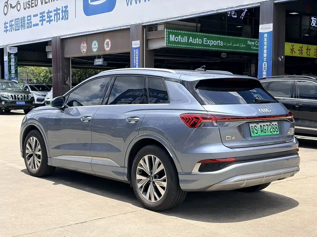 Audi Q4 e-tron 2024 40 e-tron Creative Edition