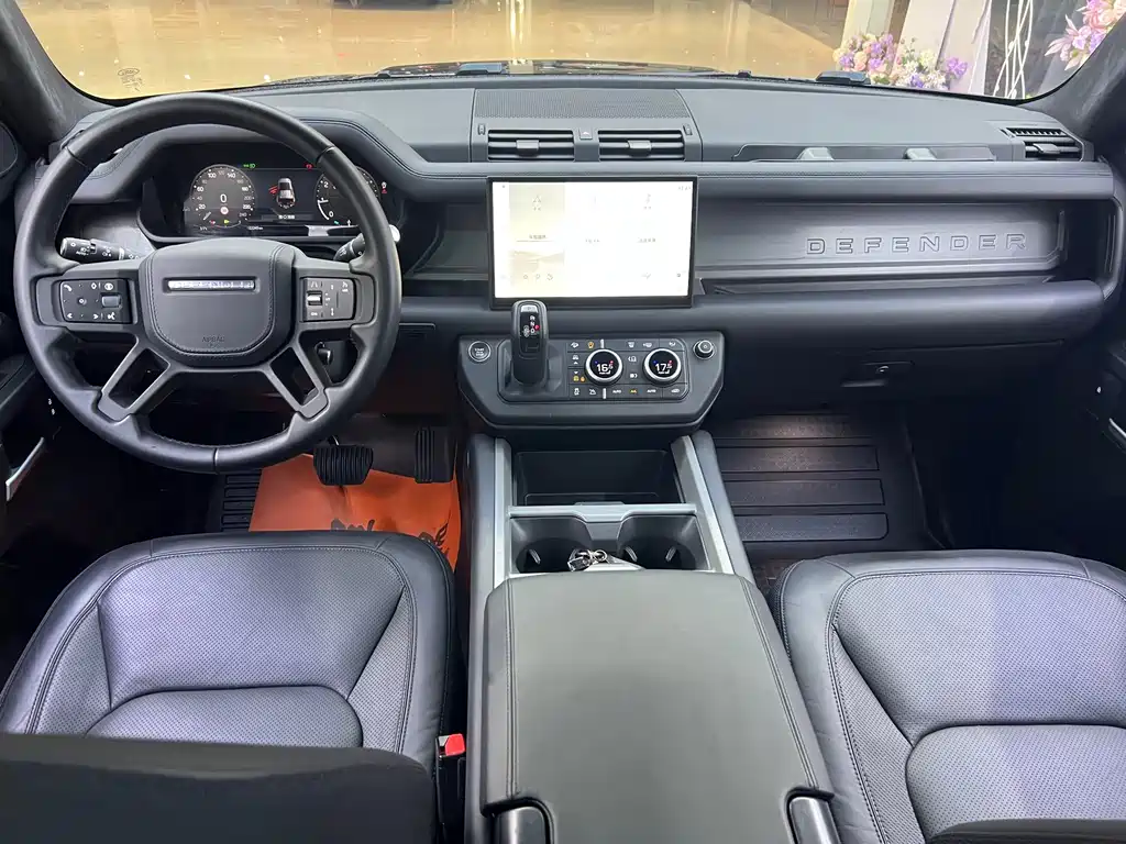 Land Rover Defender 2025 110 3.0T P400 X-Dynamic HSE