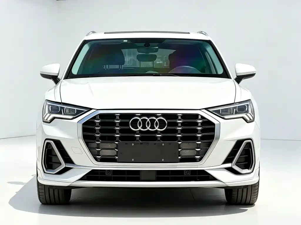 Audi Q3 2021 35 TFSI Fashion Elegance Edition