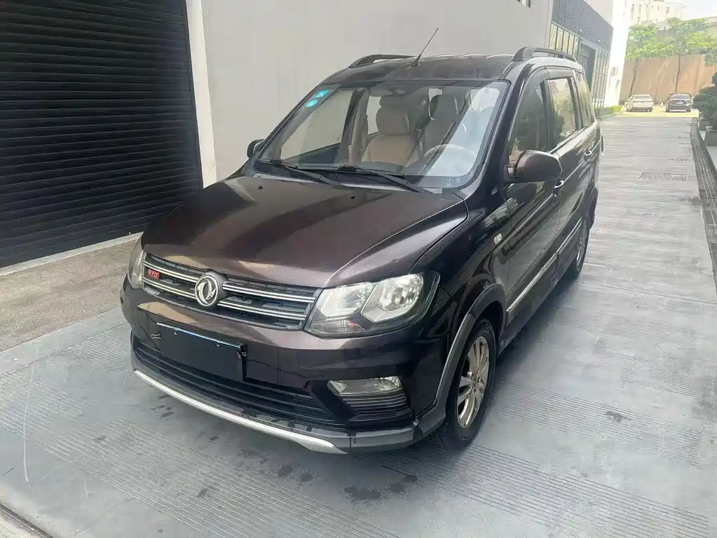 SWM 370 2016 1.5L Manual Zunxiang 7-seat