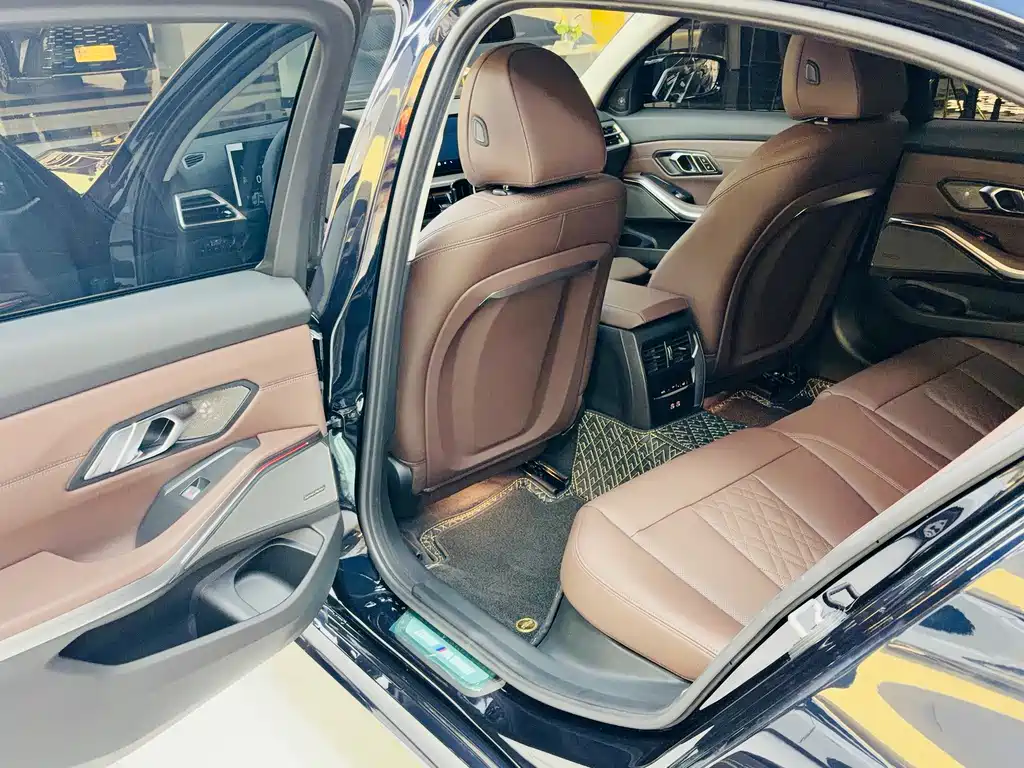 BMW 3 Series 2025 Model 330Li M Sport Nightshade Package