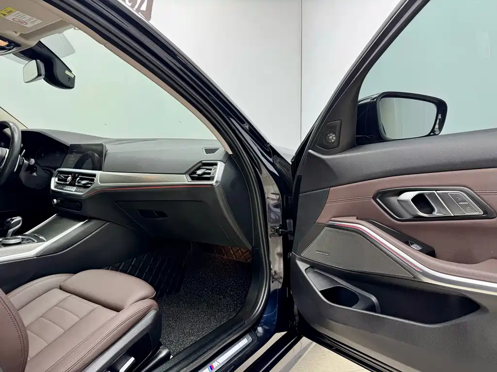 BMW 3 Series 2020 325Li M Sport Nightshade Package