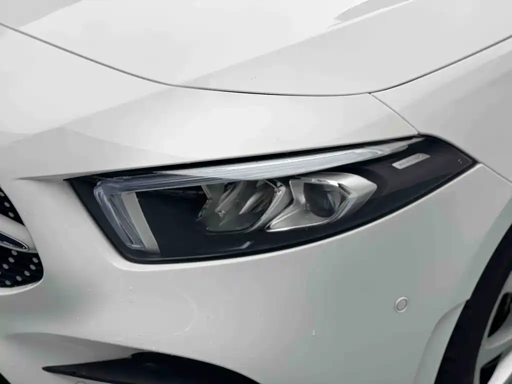 Mercedes-Benz A-Class 2021 A 200 L Sport Sedan Fashion Edition