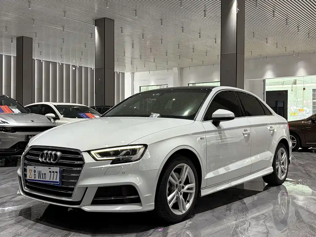 Audi A3 2020 Limousine 35 TFSI Style Edition National V
