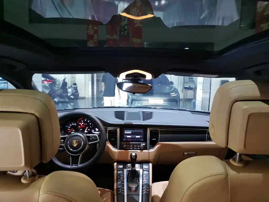Macan 2.0T 2017 Model