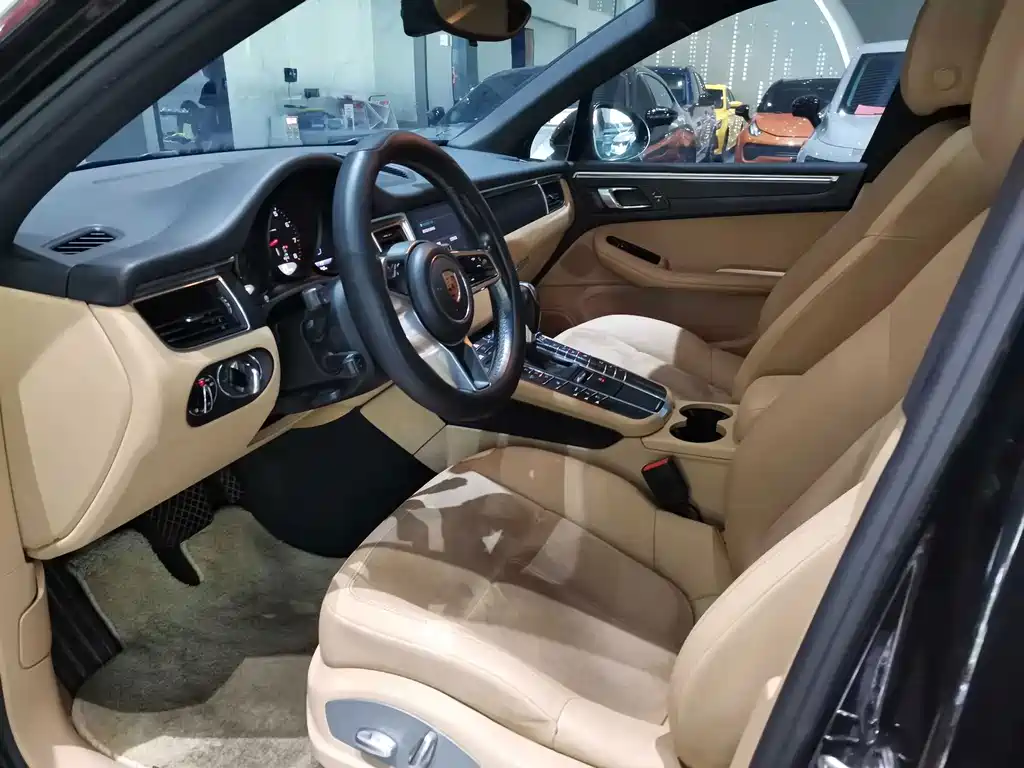 Macan 2.0T 2017 Model