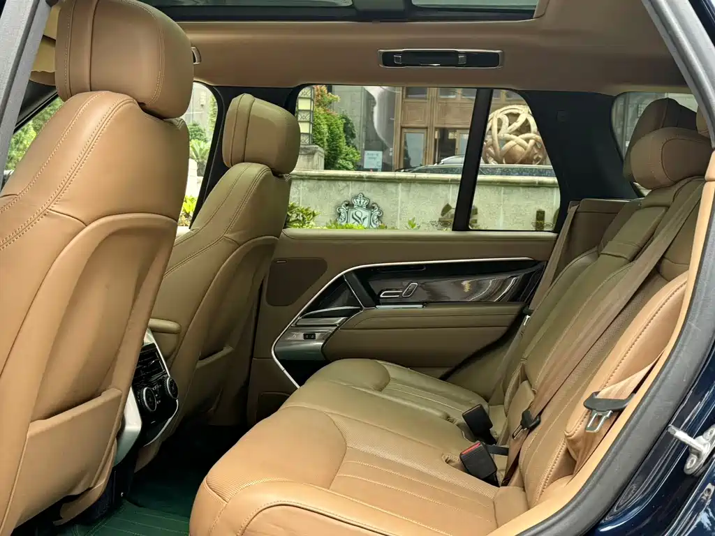 Range Rover 2023 Model 3.0T China Specification