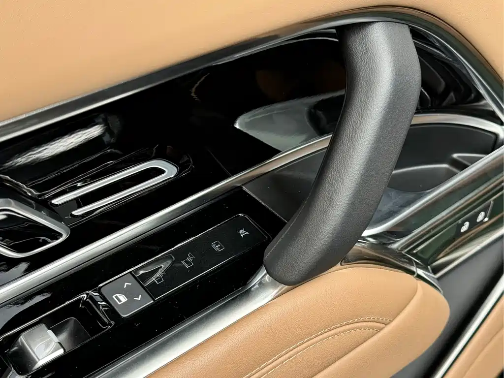 Range Rover 2023 Model 3.0T China Specification
