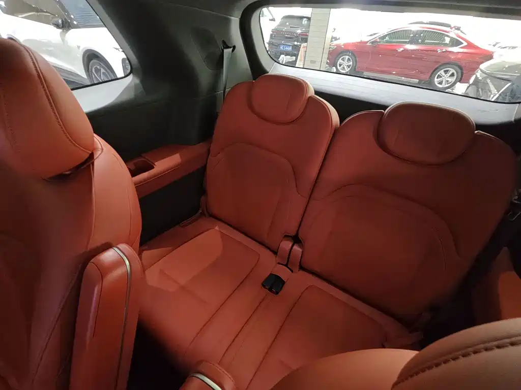 eπ008 2024 6-seat range-extended version