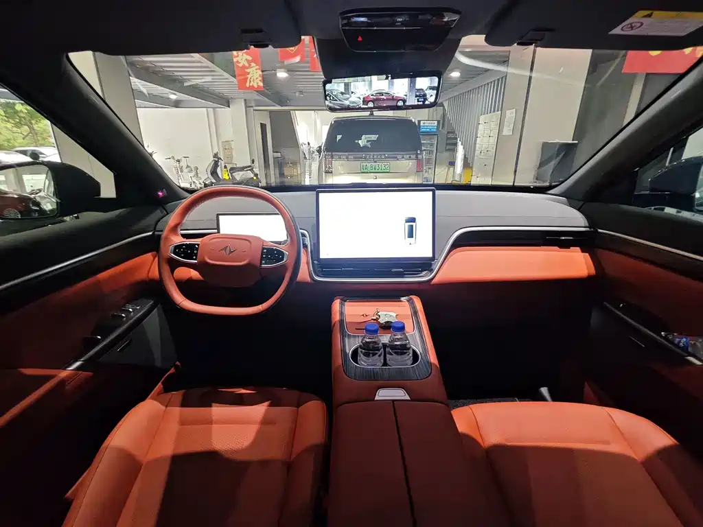 eπ008 2024 6-seat range-extended version