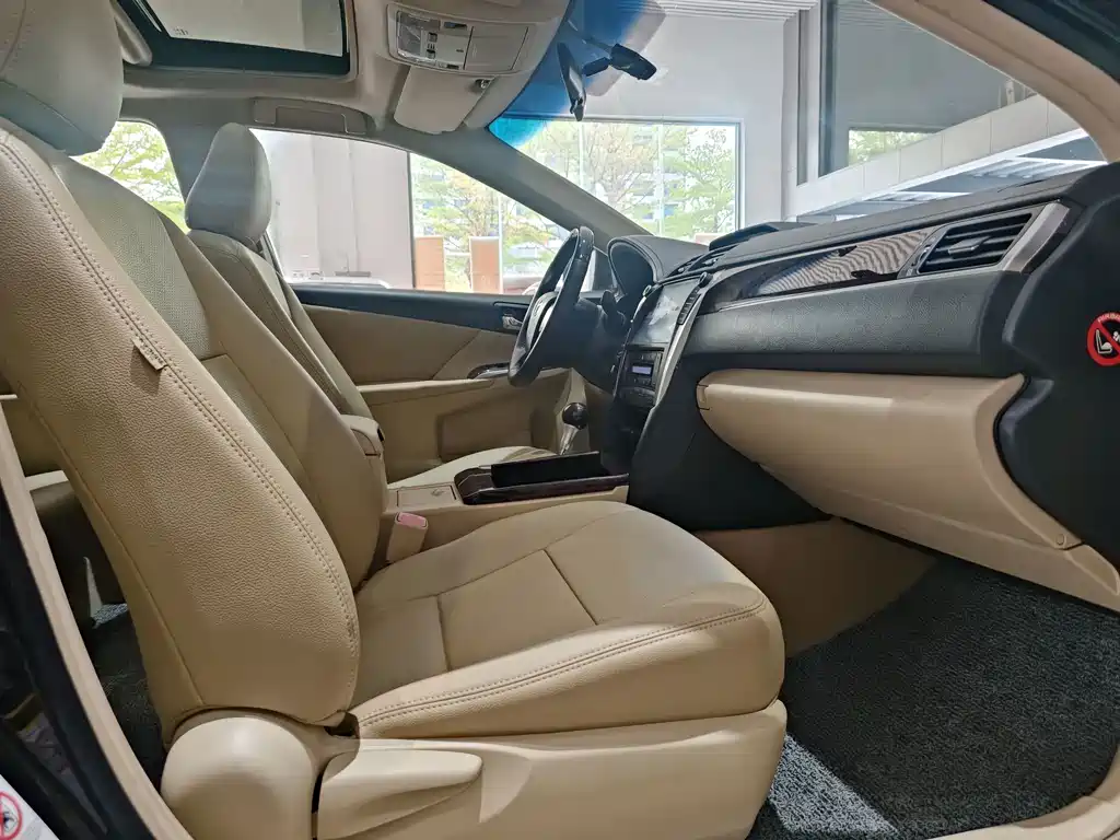 Camry 2015 2.0E Elite Edition
