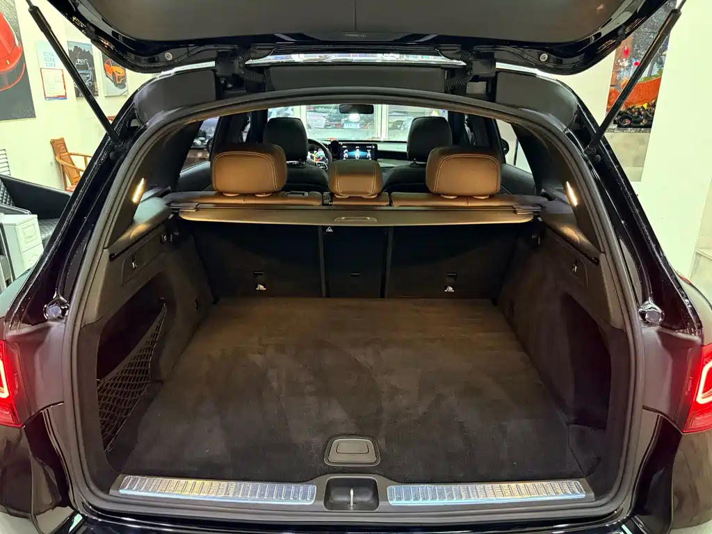 Mercedes-Benz GLC 2021 GLC 260 L 4MATIC Dynamic Edition