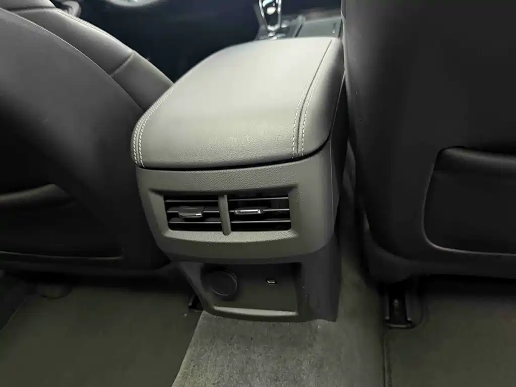 Cadillac CT5 2023 28T Luxury (Standard)