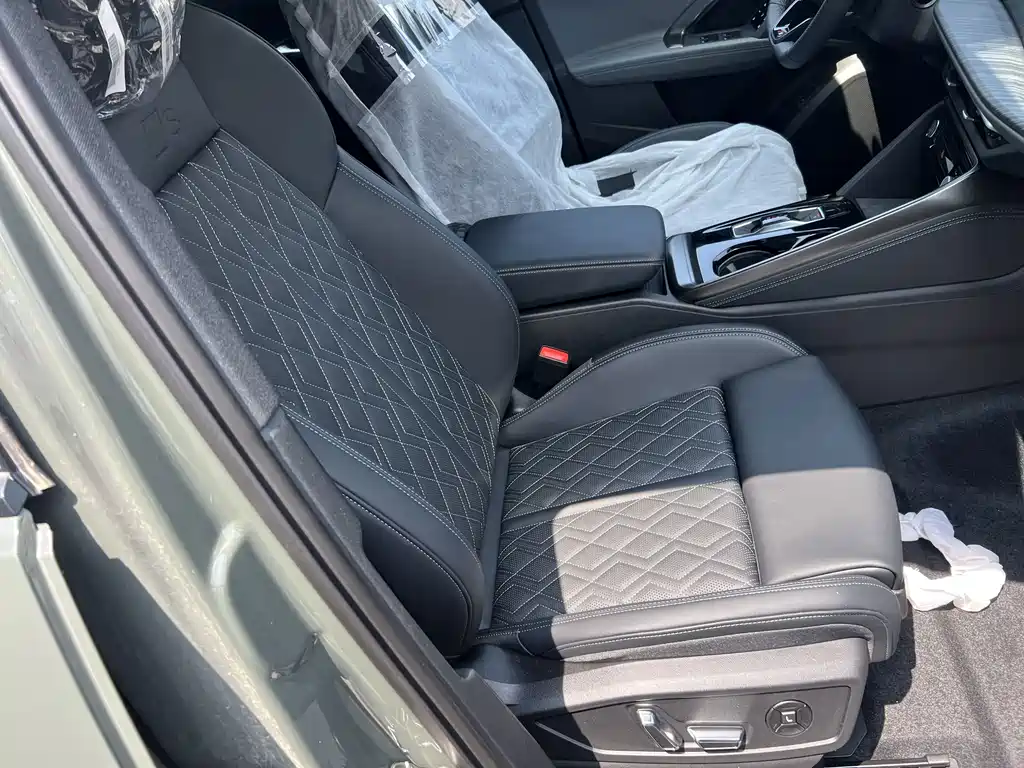 Audi Q5L 2026 Edition 2.0T Smart Hybrid Prestige Model
