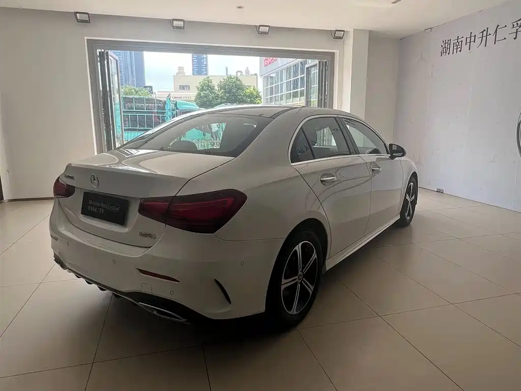 Mercedes-Benz A-Class 2023 A 200 L Fashion Edition