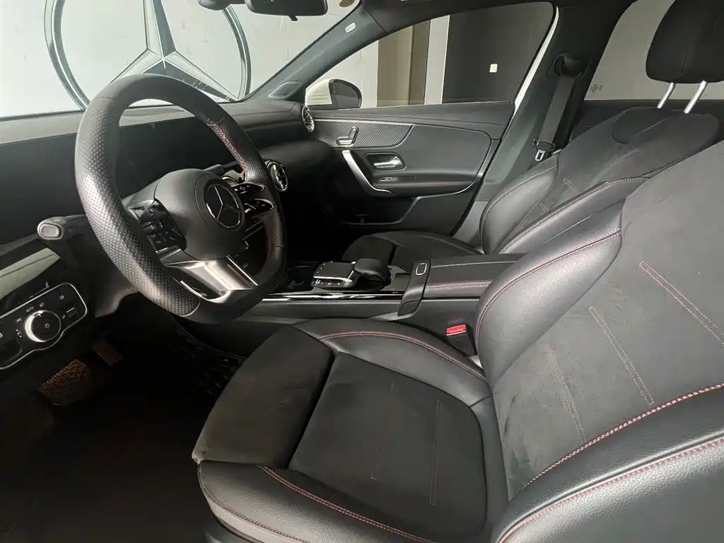 Mercedes-Benz A-Class 2023 A 200 L Fashion Edition