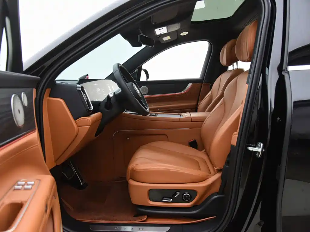 Wenxi H9 2024 Edition Range-Extended Ultra Version 42kWh 6-Seat Version