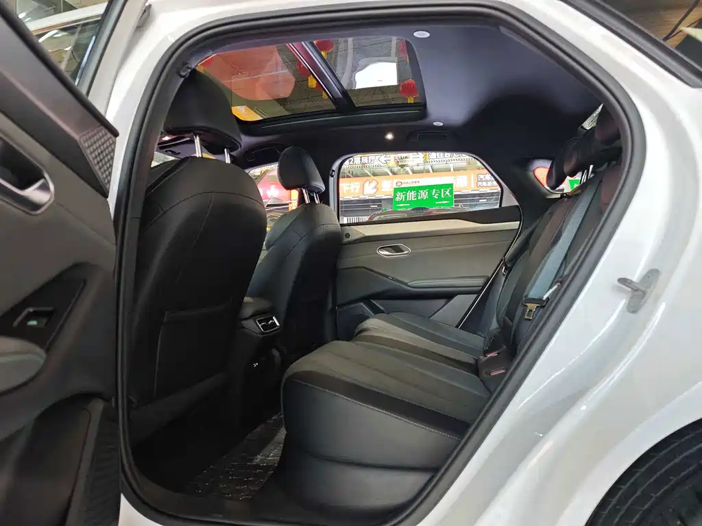 秦L 2025款 EV 545KM超越型